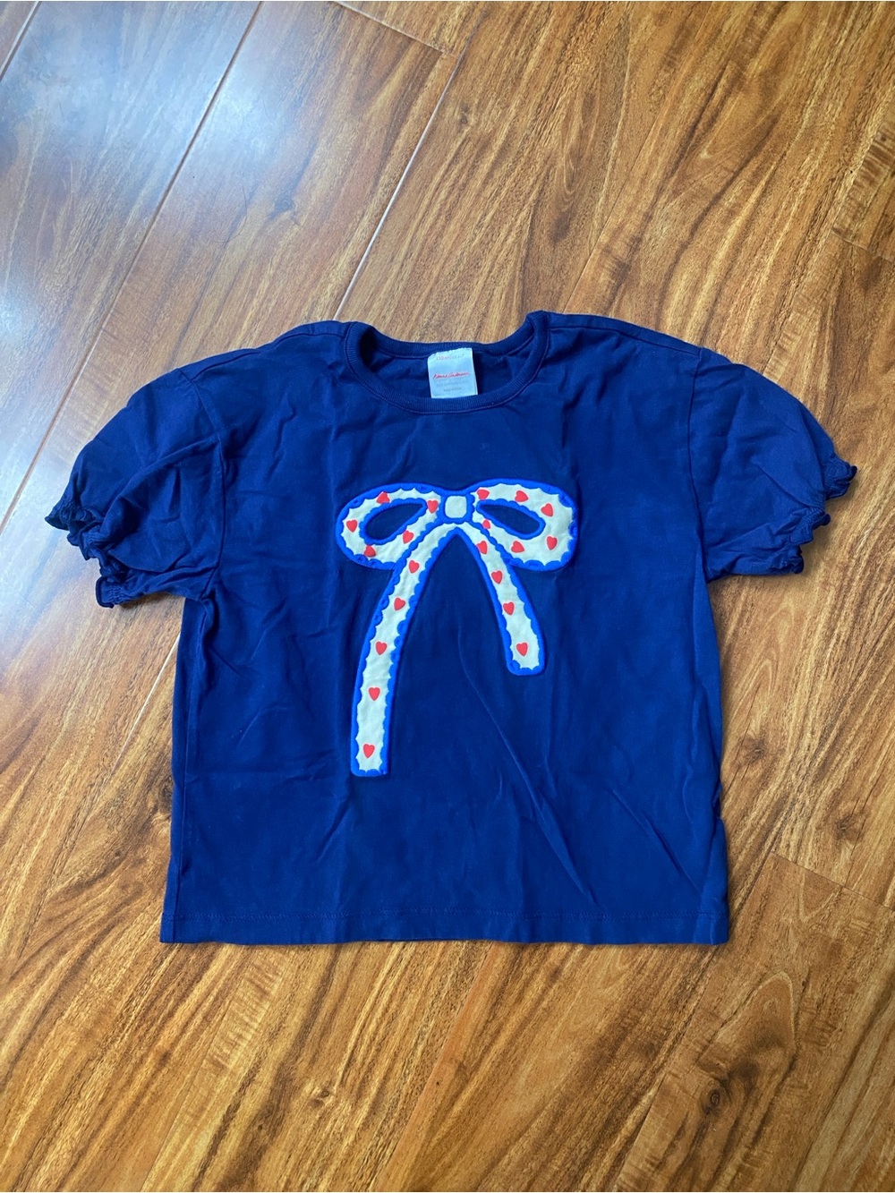 NWOT New Hanna Andersson Girls Navy Heart Bow Appliqué T-Shirt Size 6-7 Girly